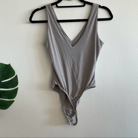 NWOT Missguided Slinky Grey Bodysuit Thong - Picture 6 of 7